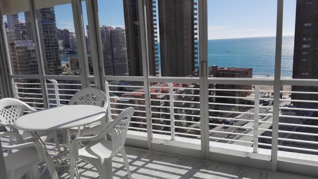 بينايدورم Apartamentos Los Caballos المظهر الخارجي الصورة